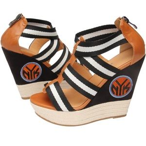 Cuce New York Knicks Women's Rookie Sandals